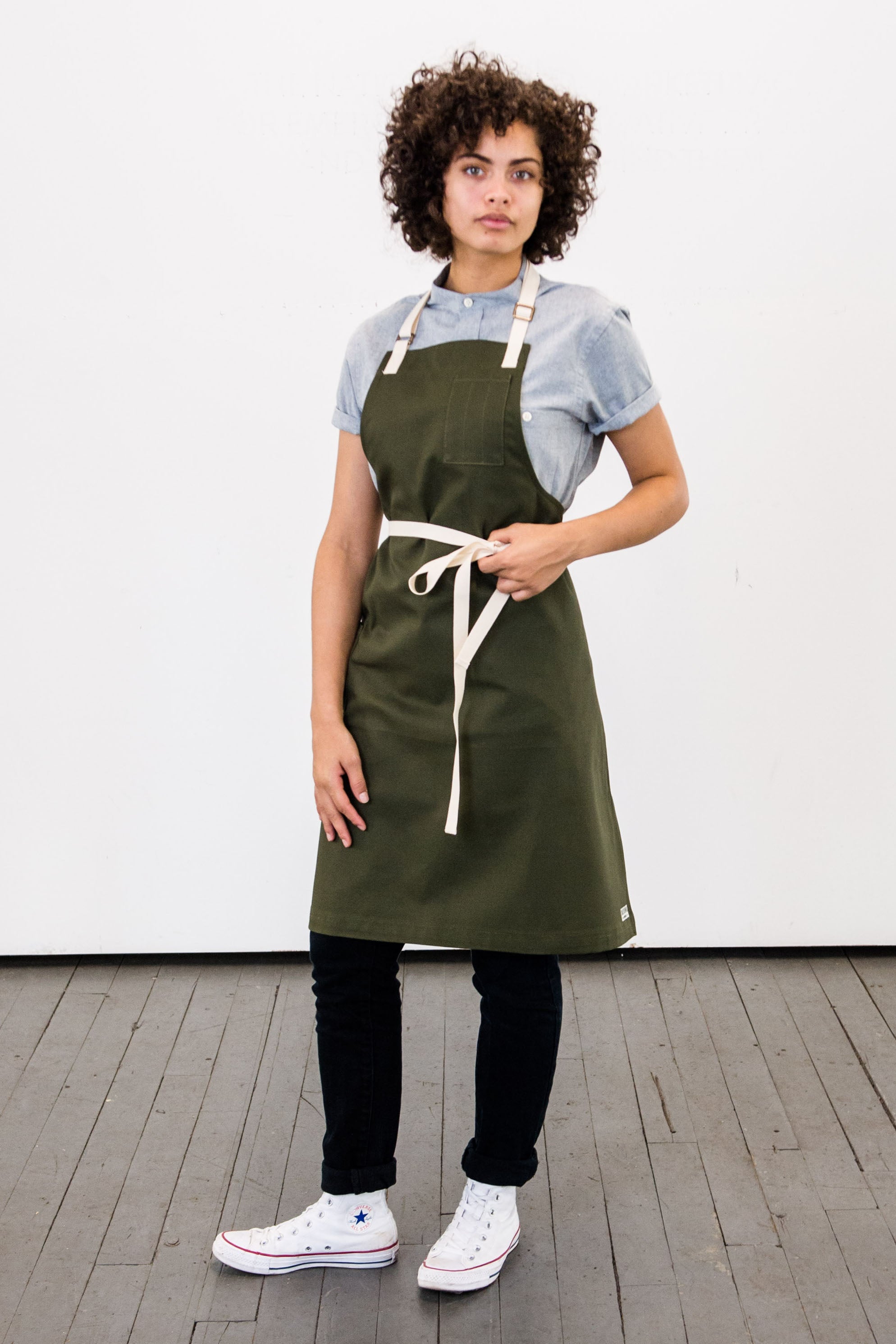 Pacific Bib Apron — Dark Olive